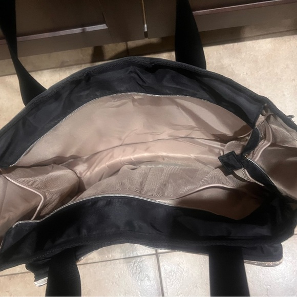 Black Multi-Compartment Tote Bag - Picture 2 of 9